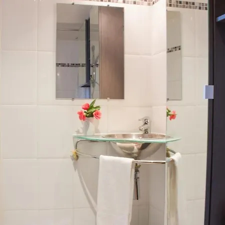 Apartment Guestready - Spacious 3-bdr Flat With Private Terrace And Parking