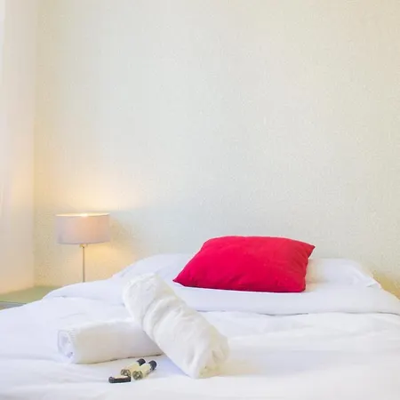 Apartment Guestready - Spacious 3-bdr Flat With Private Terrace And Parking
