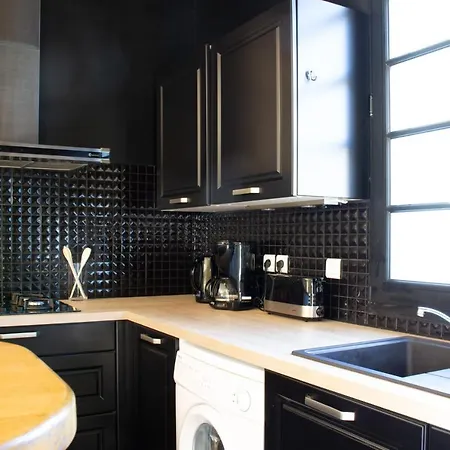 Apartment Guestready - Spacious 3-bdr Flat With Private Terrace And Parking