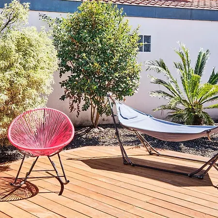 Apartman Guestready - Spacious 3-bdr Flat With Private Terrace And Parking Biarritz